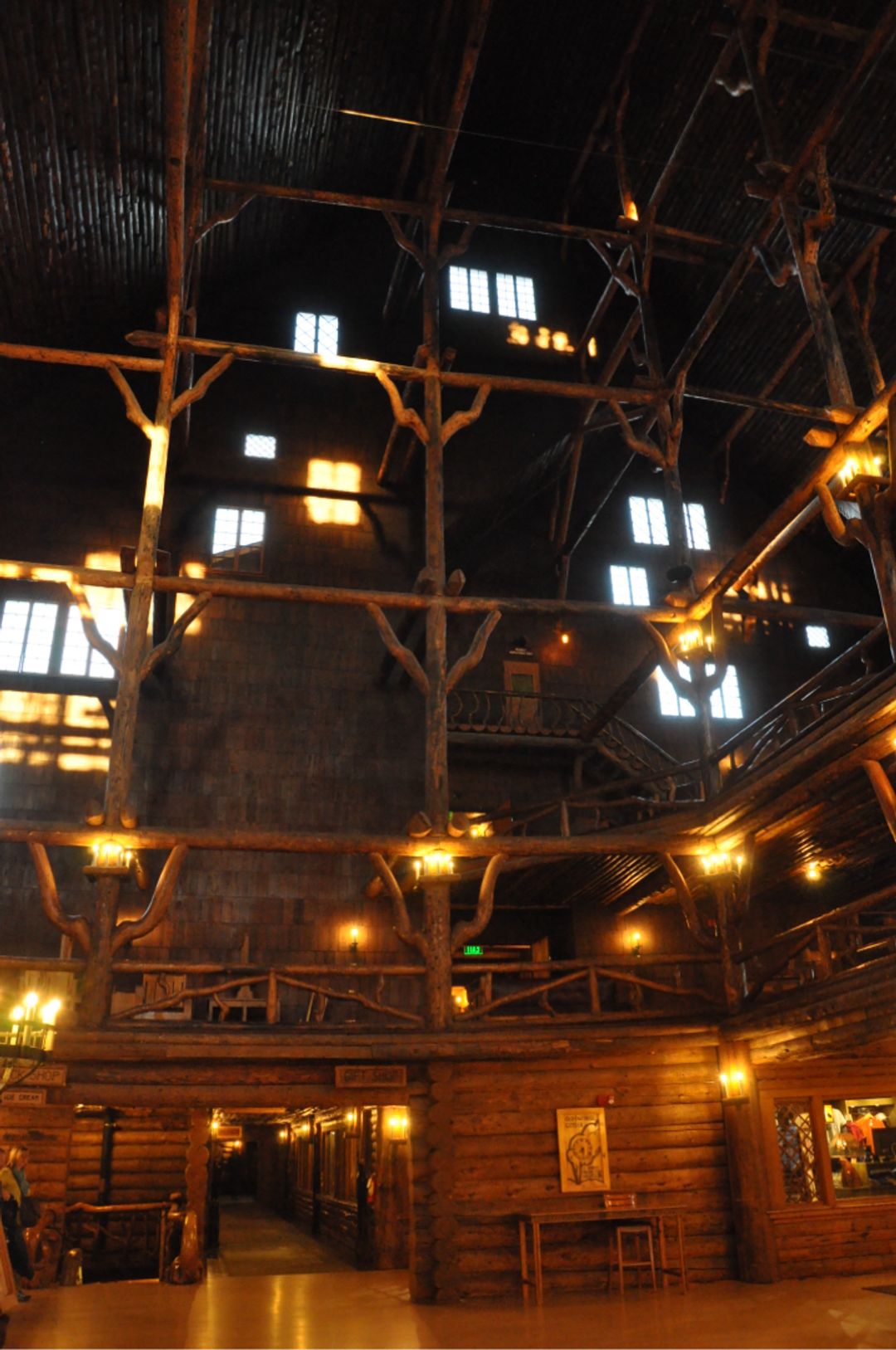 Old Faithful Inn